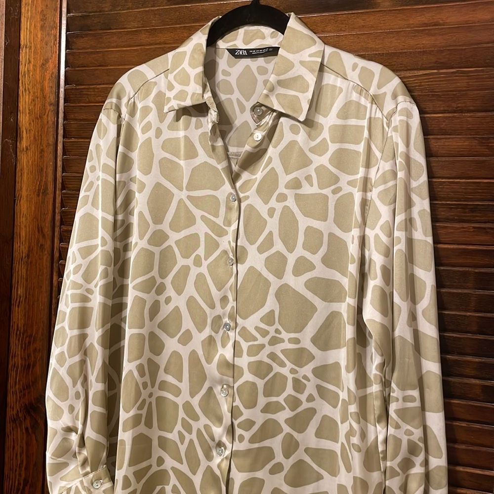 Zara Giraffe Print Satin Button Down Blouse - Picture 3 of 7